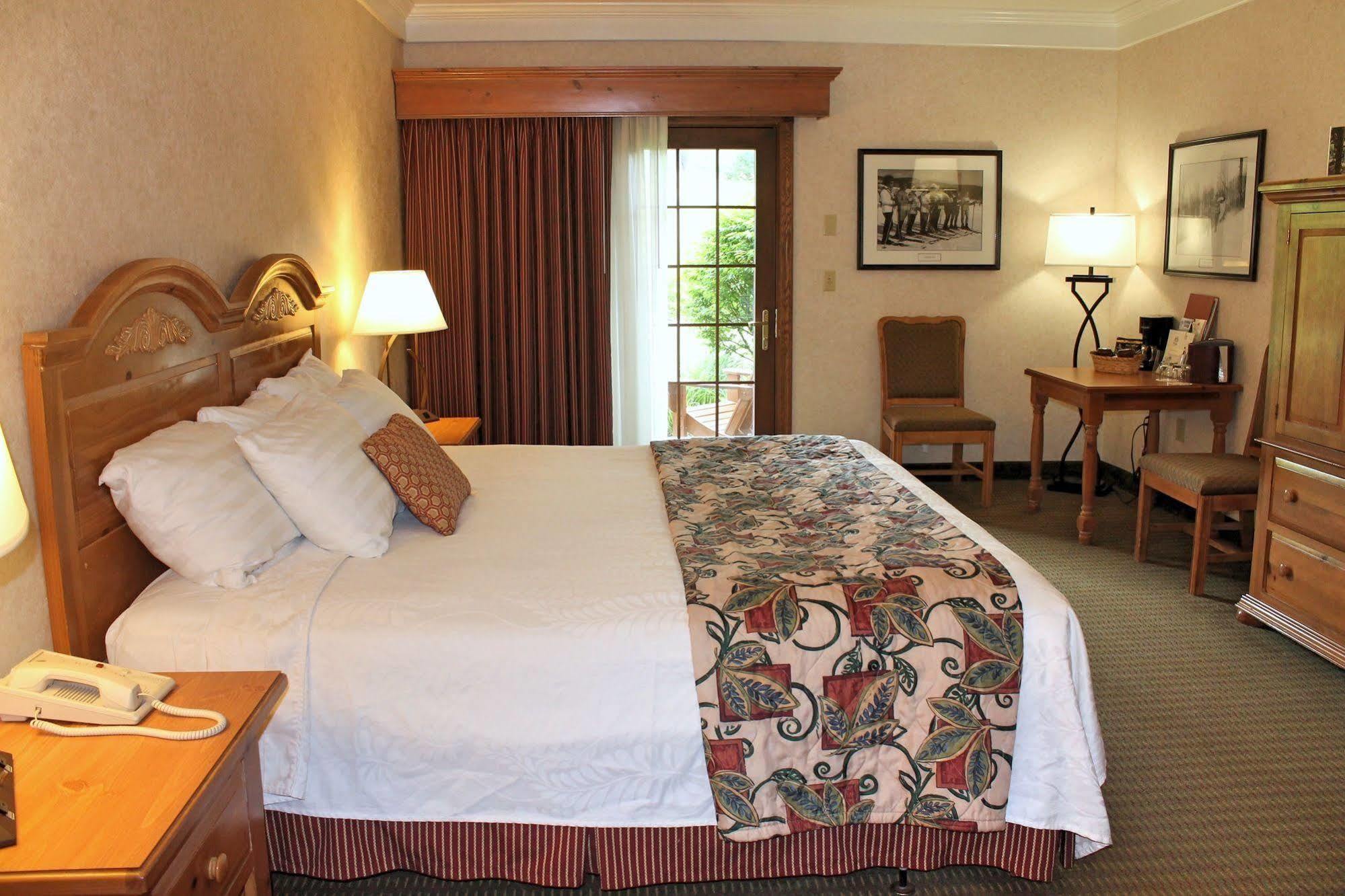 The Inn At Holiday Valley Еликотвил Екстериор снимка