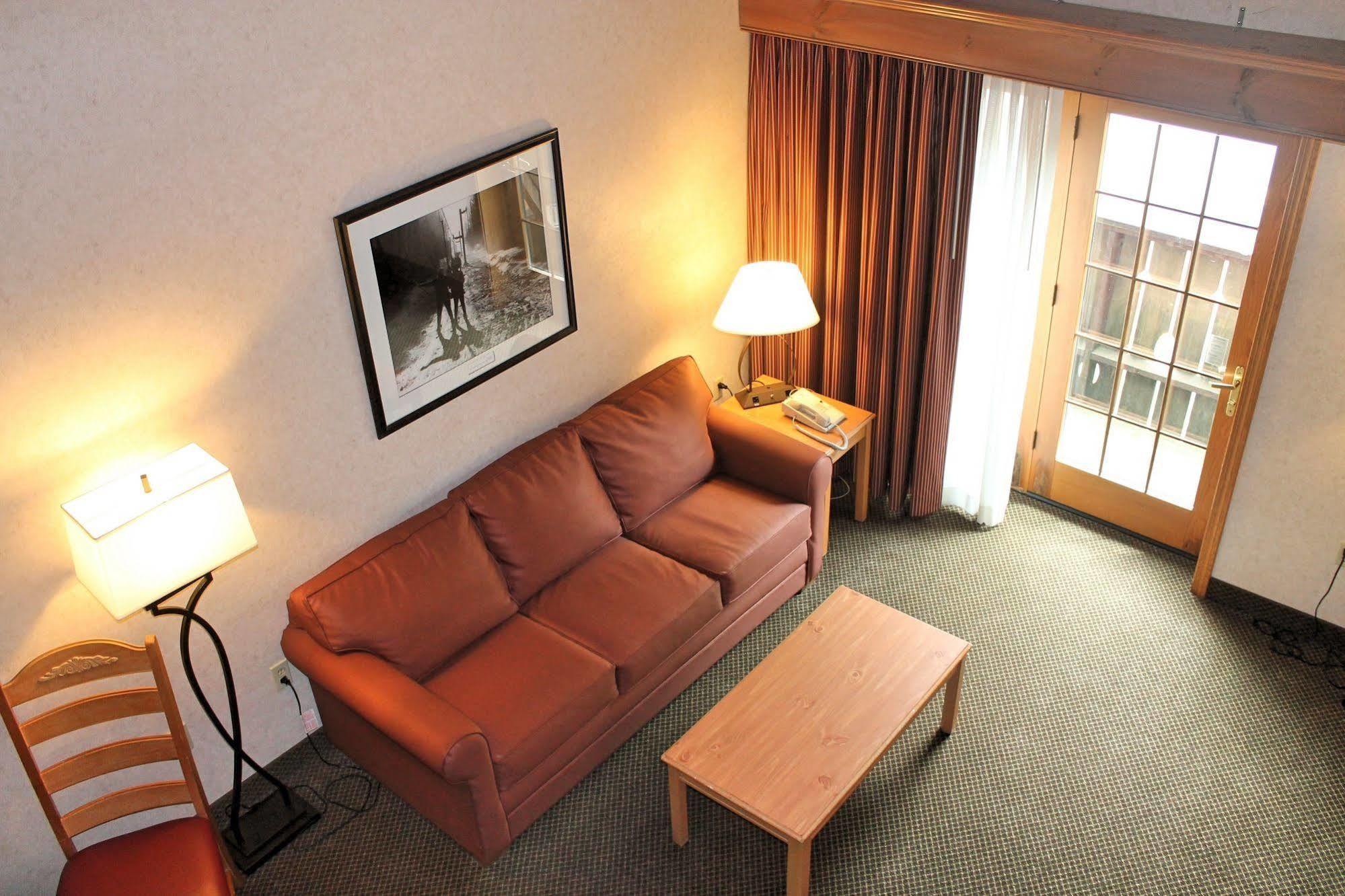 The Inn At Holiday Valley Еликотвил Екстериор снимка